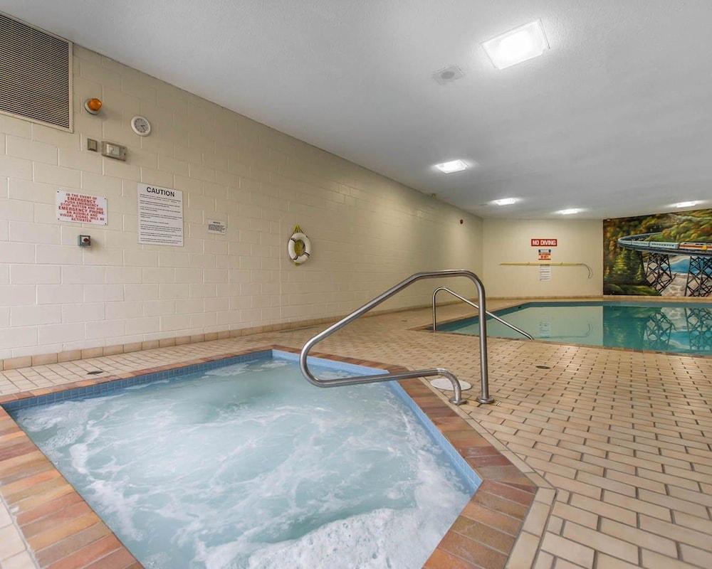 Quality Inn & Suites Bay Front Sault Ste. Marie Dış mekan fotoğraf