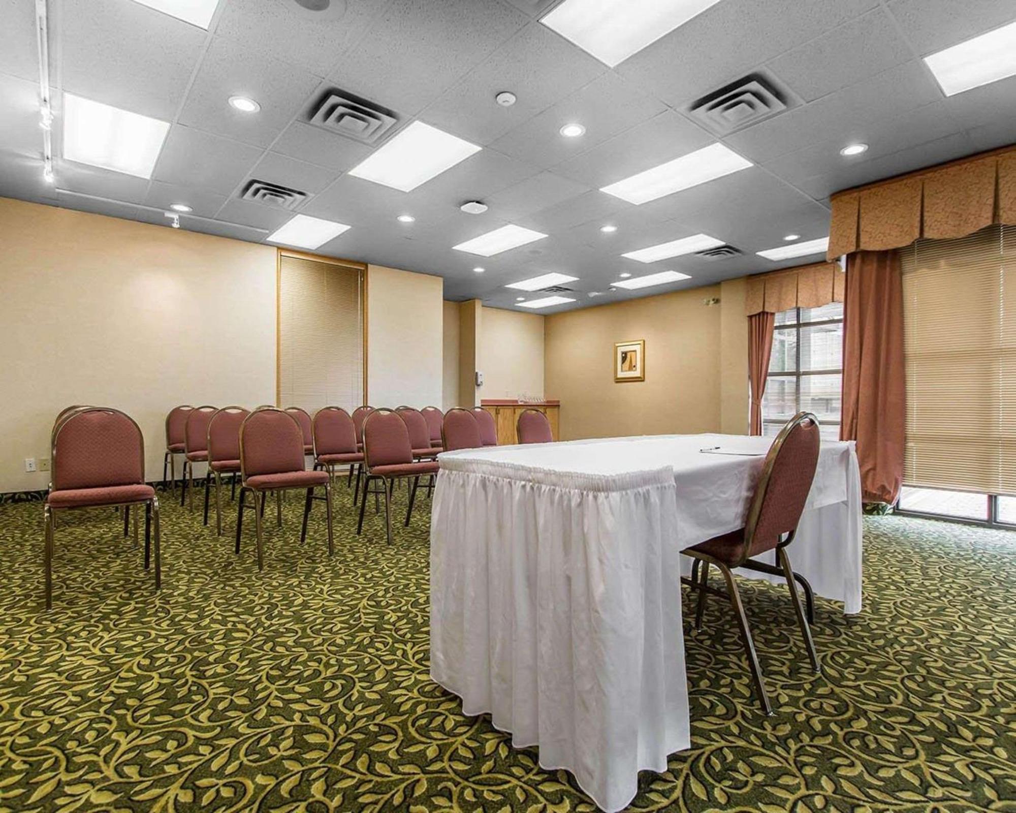 Quality Inn & Suites Bay Front Sault Ste. Marie Dış mekan fotoğraf
