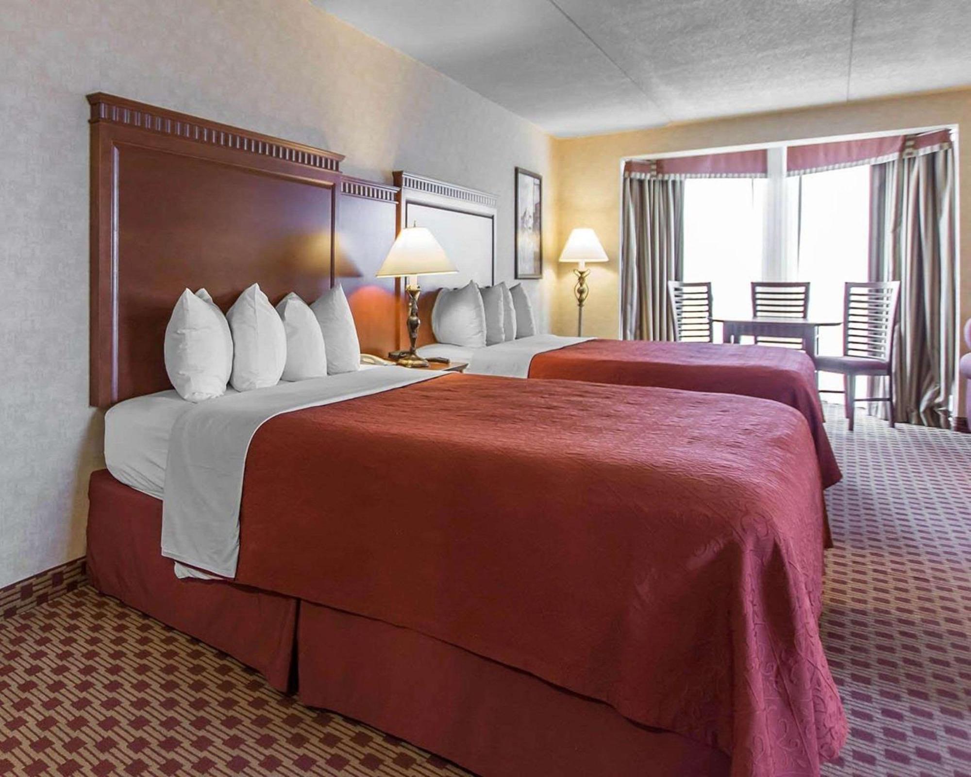 Quality Inn & Suites Bay Front Sault Ste. Marie Dış mekan fotoğraf