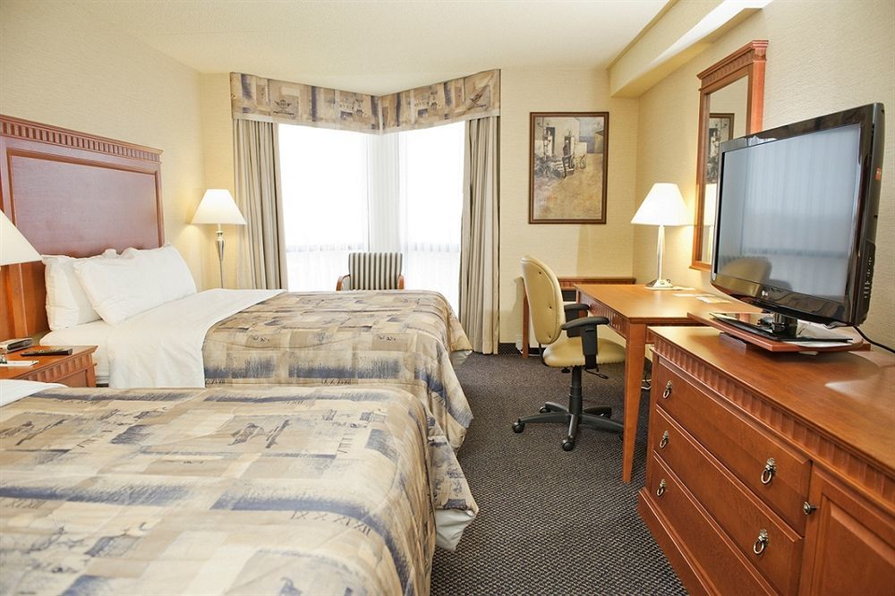 Quality Inn & Suites Bay Front Sault Ste. Marie Dış mekan fotoğraf