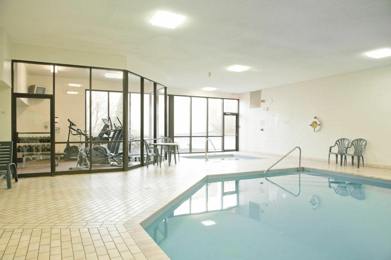 Quality Inn & Suites Bay Front Sault Ste. Marie Dış mekan fotoğraf